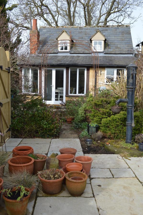Cornerstone Cottage Чипинг Камдън Екстериор снимка