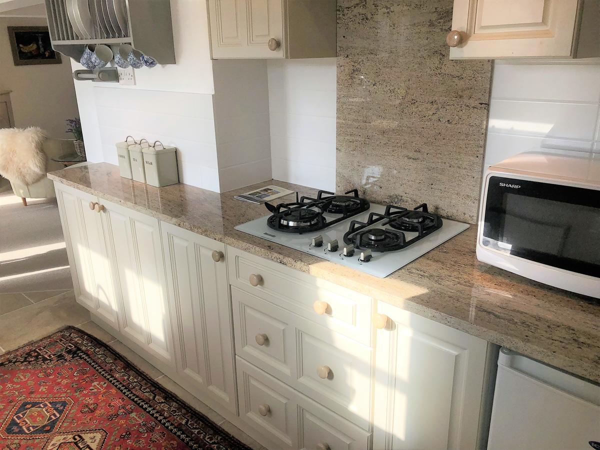 Cornerstone Cottage Чипинг Камдън Екстериор снимка