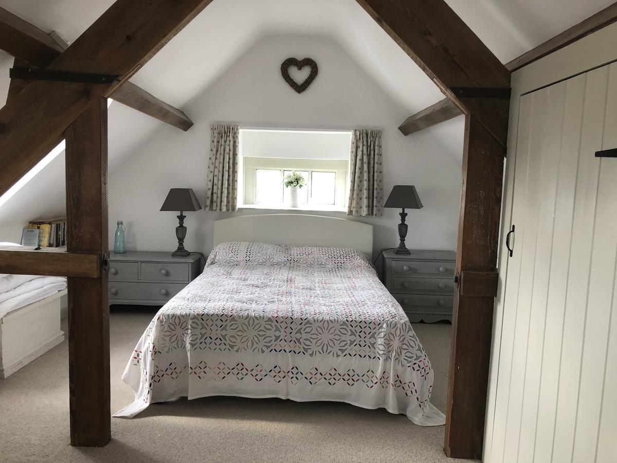 Cornerstone Cottage Чипинг Камдън Екстериор снимка