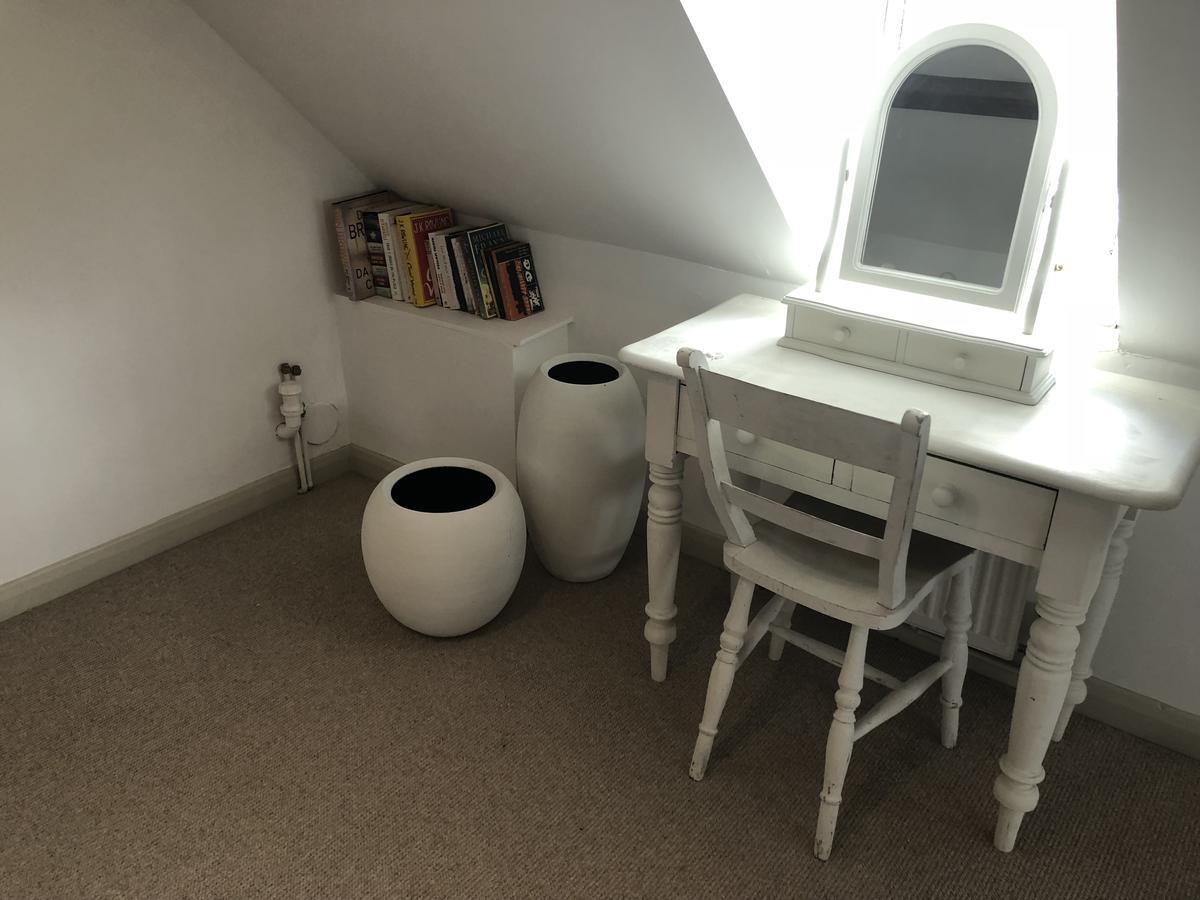 Cornerstone Cottage Чипинг Камдън Екстериор снимка